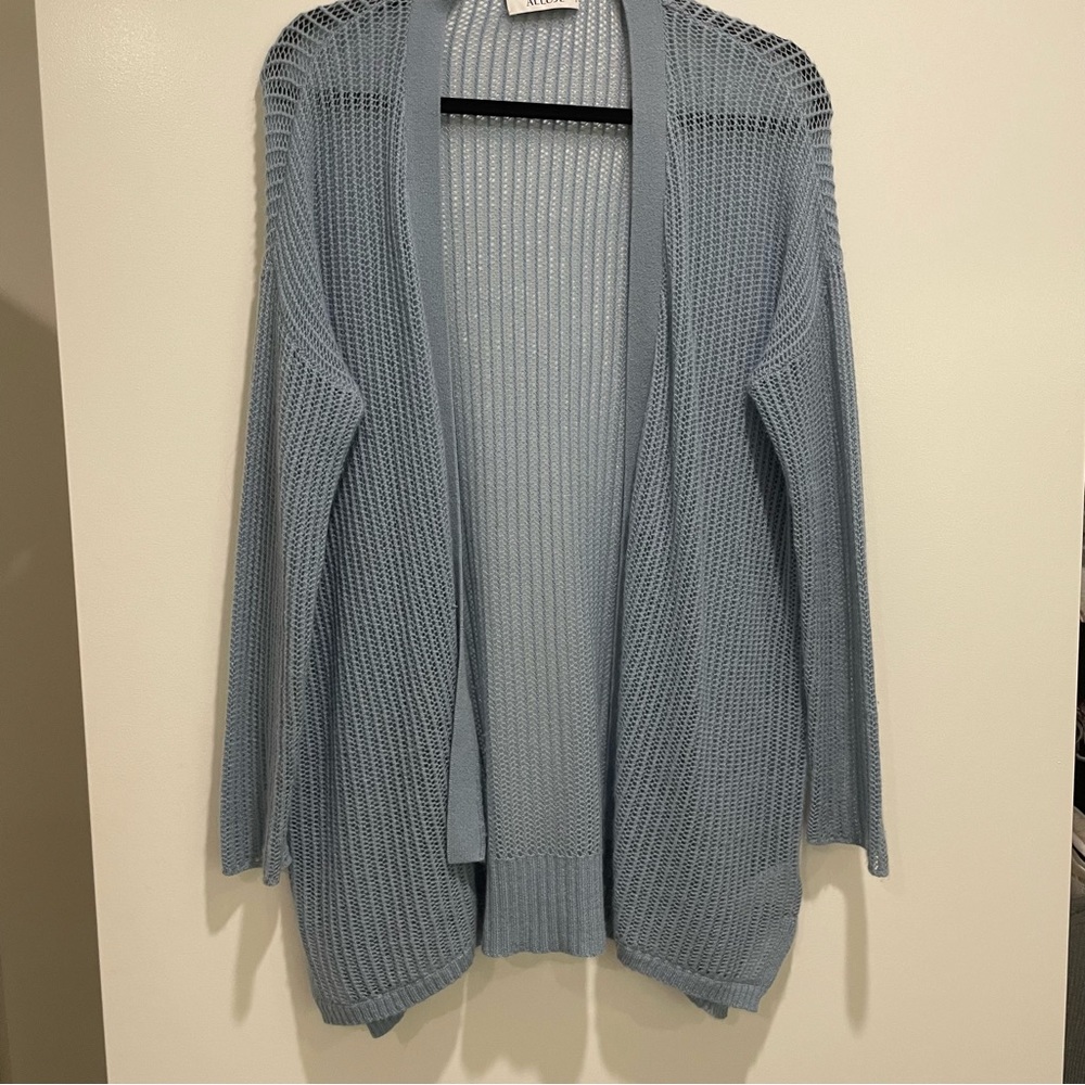 Allude Blue Cashmere Sweater
